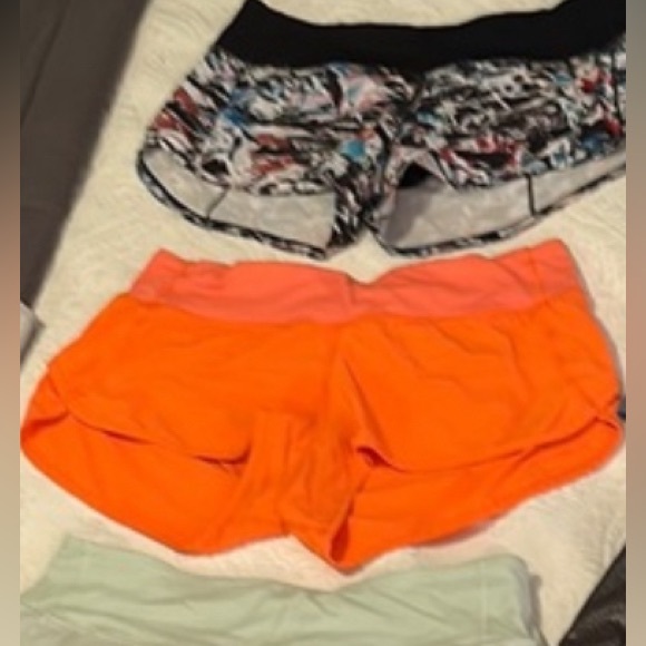 Lululemon speed shorts Sz 8 orange - Picture 4 of 4